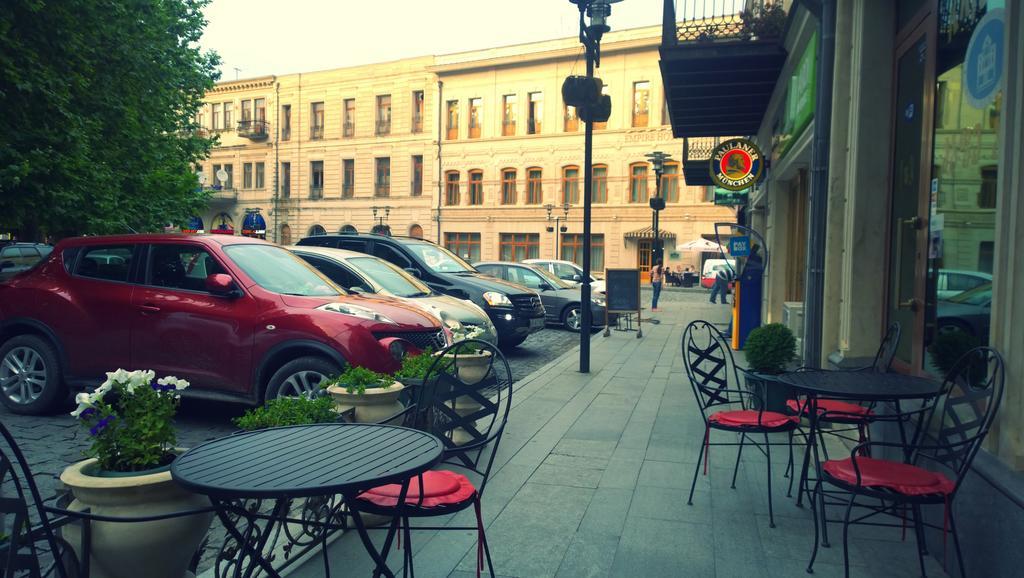 Hotel Old Town คูทายสิ ภายนอก รูปภาพ