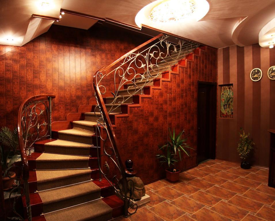 Hotel Old Town คูทายสิ ภายนอก รูปภาพ