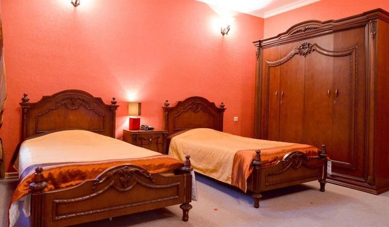 Hotel Old Town คูทายสิ ภายนอก รูปภาพ